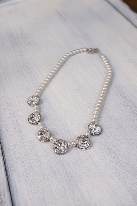Short Crystal Necklace - Pearl