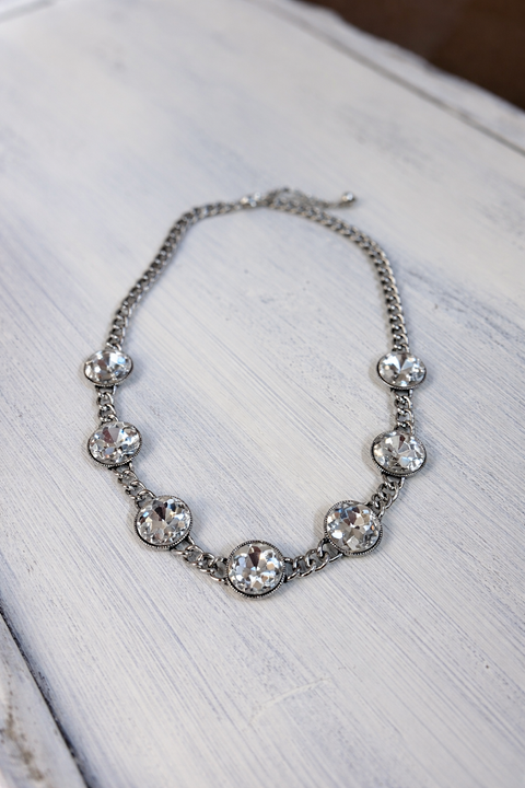 Short Crystal Necklace - Silver