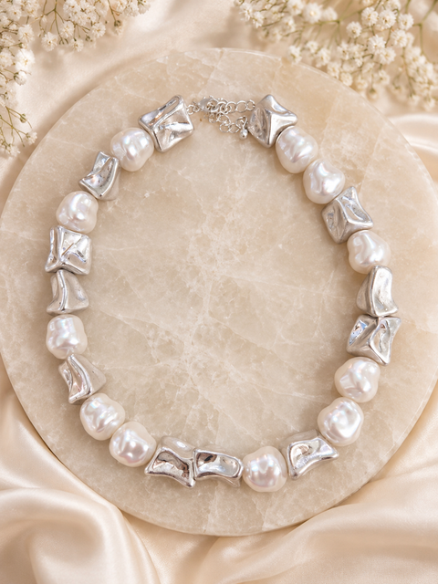 Bold Pearl Beaded Necklace