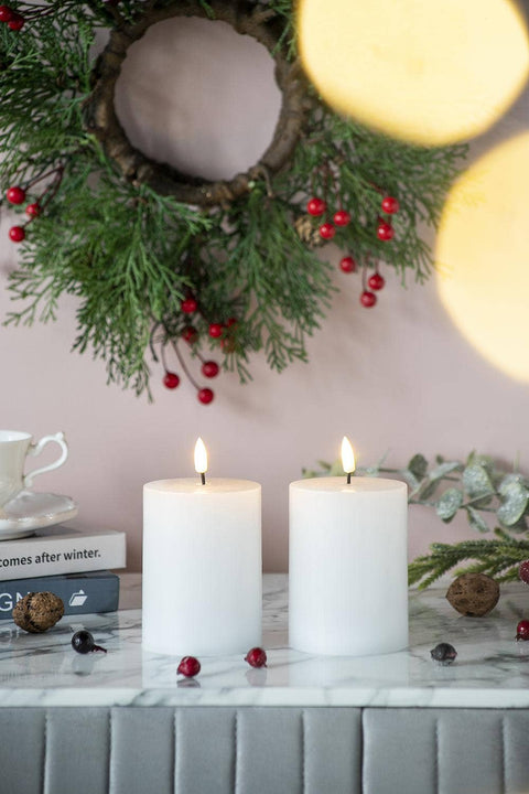 Flameless Candles w/Remote - White