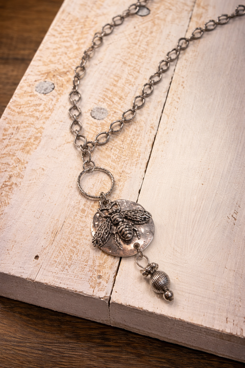 Necklace - Simple Short Chain with Bee Dangle