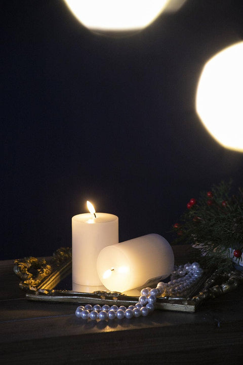Flameless Candles w/Remote - White