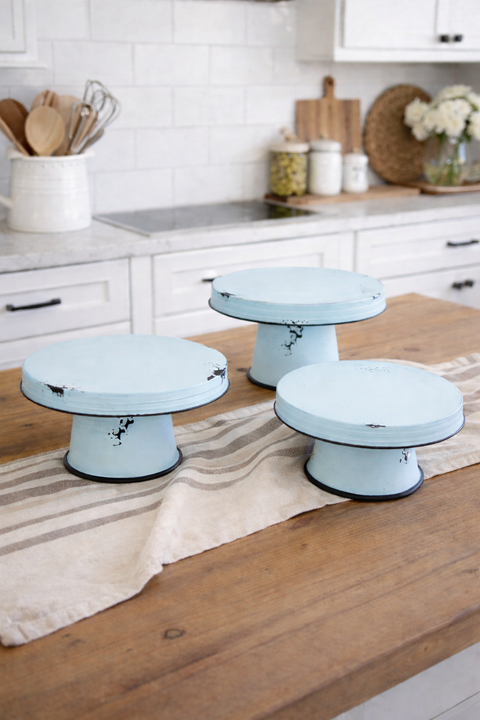 Distressed Metal Pedestal Riser - Set of 3